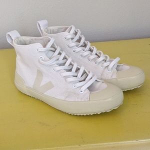 Veja Nova Canvas High Top